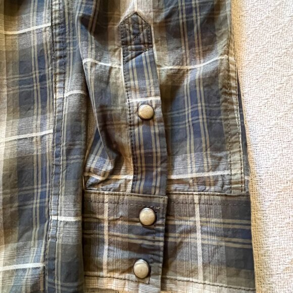 Share MoonShine Spirit Brad Paisley Large long sleeve shirt pearl button - Picture 3 of 8